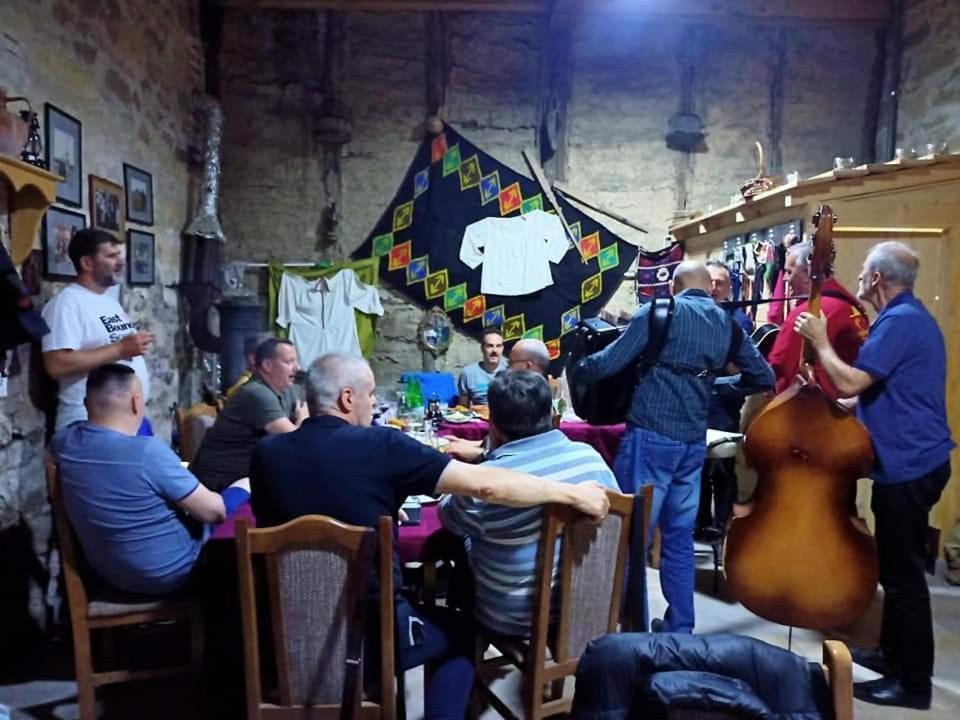 "Pivnica I Smestaj Jovanovic"- Rogljevacke Pivnice Rogljevo Exterior photo