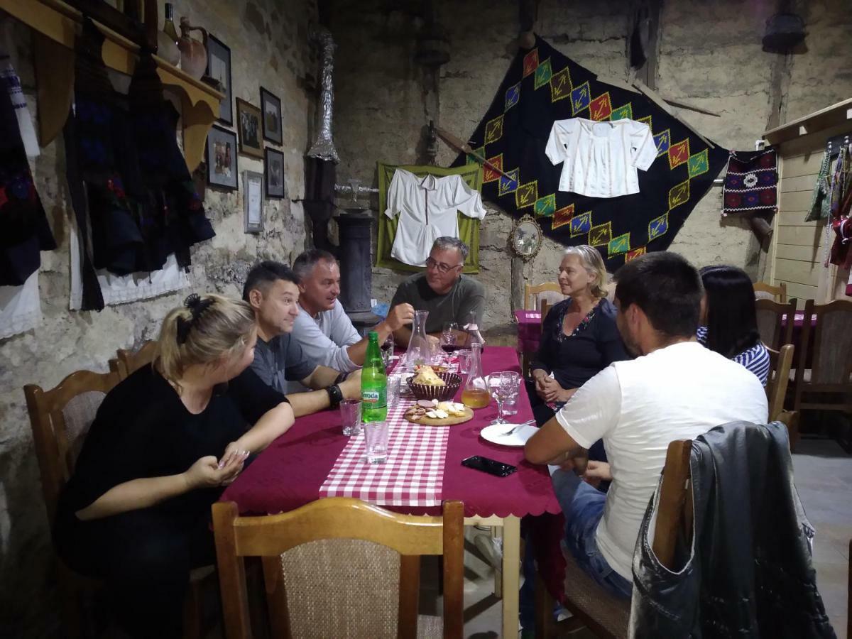 "Pivnica I Smestaj Jovanovic"- Rogljevacke Pivnice Rogljevo Exterior photo